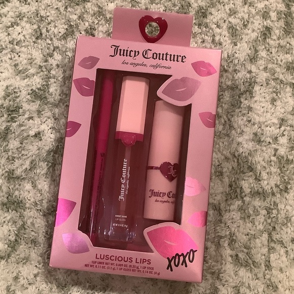 Juicy Couture Lip Liner Lip Gloss & Lip Balm Trio NWT Valentines Boxed Set NWT - Picture 15 of 16
